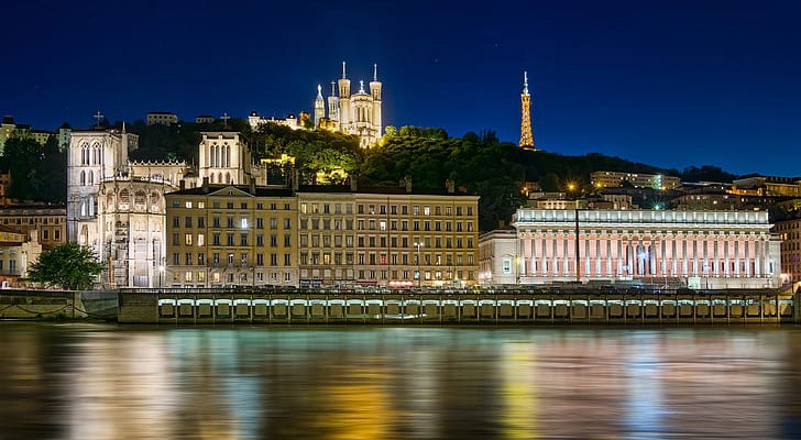 lione